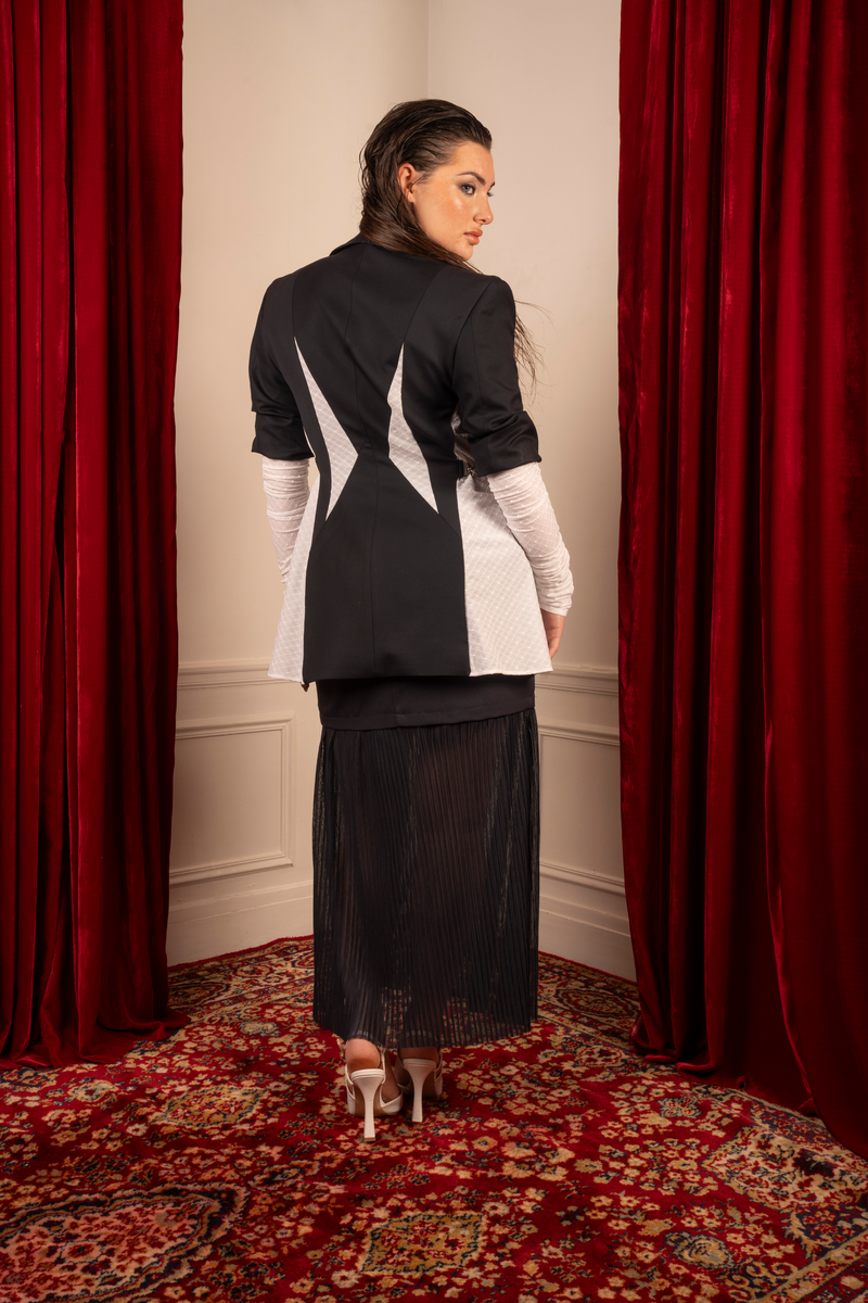 Veste tailleur à manches froncées